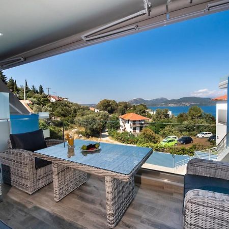 Blue House Luxury Apartment Nikiana Exterior photo