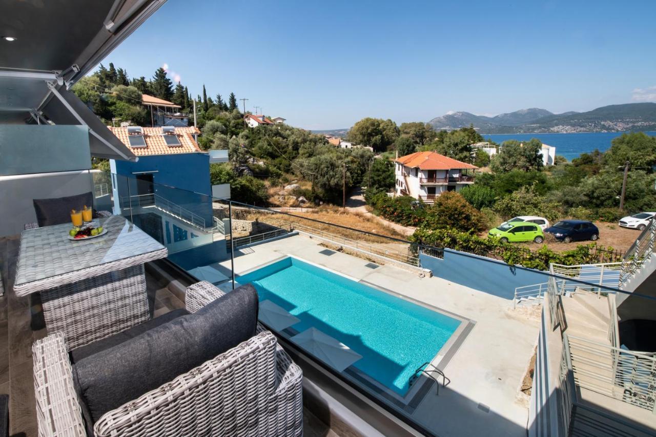 Blue House Luxury Apartment Nikiana Exterior photo