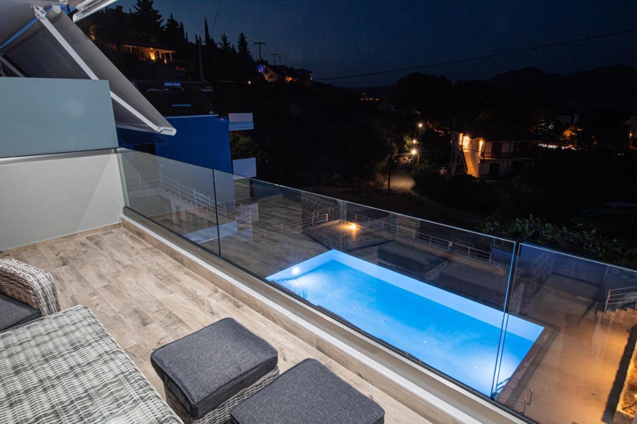 Blue House Luxury Apartment Nikiana Exterior photo
