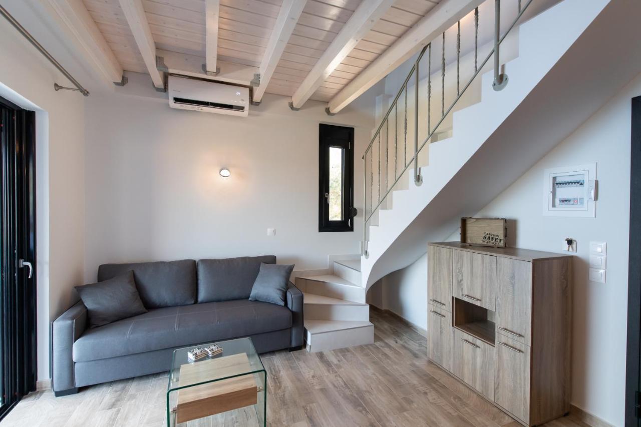 Blue House Luxury Apartment Nikiana Exterior photo