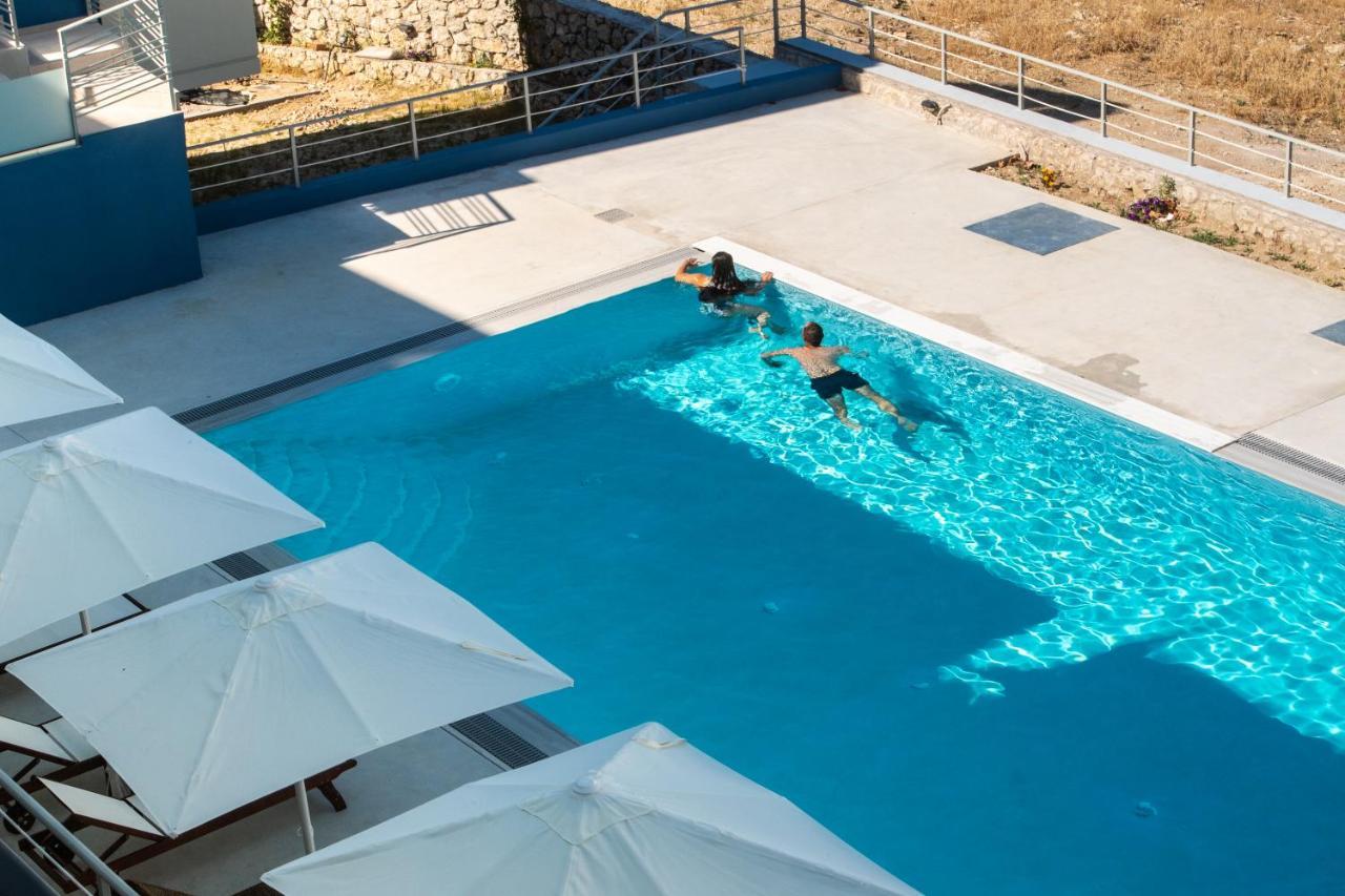 Blue House Luxury Apartment Nikiana Exterior photo