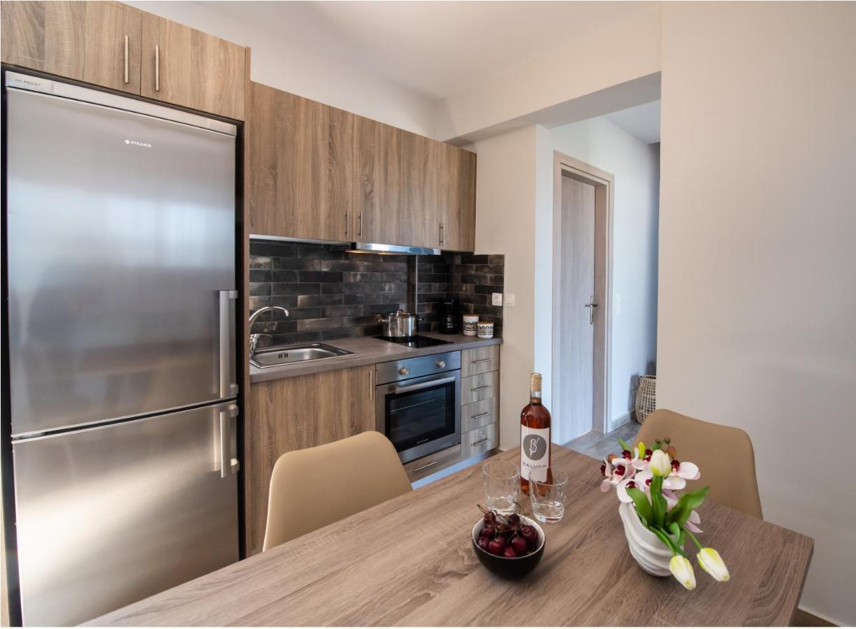 Blue House Luxury Apartment Nikiana Exterior photo